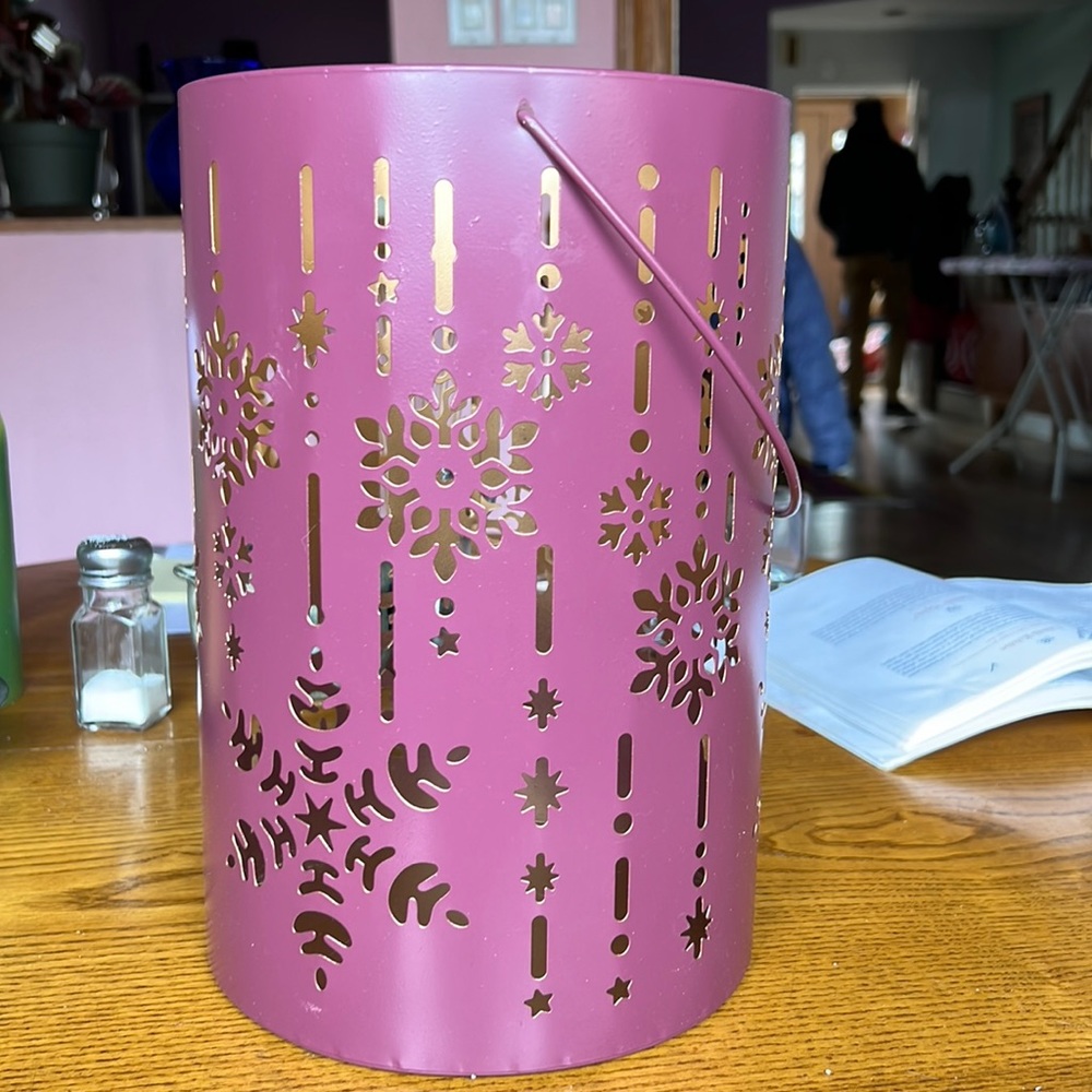 Harry and David decorative metal container